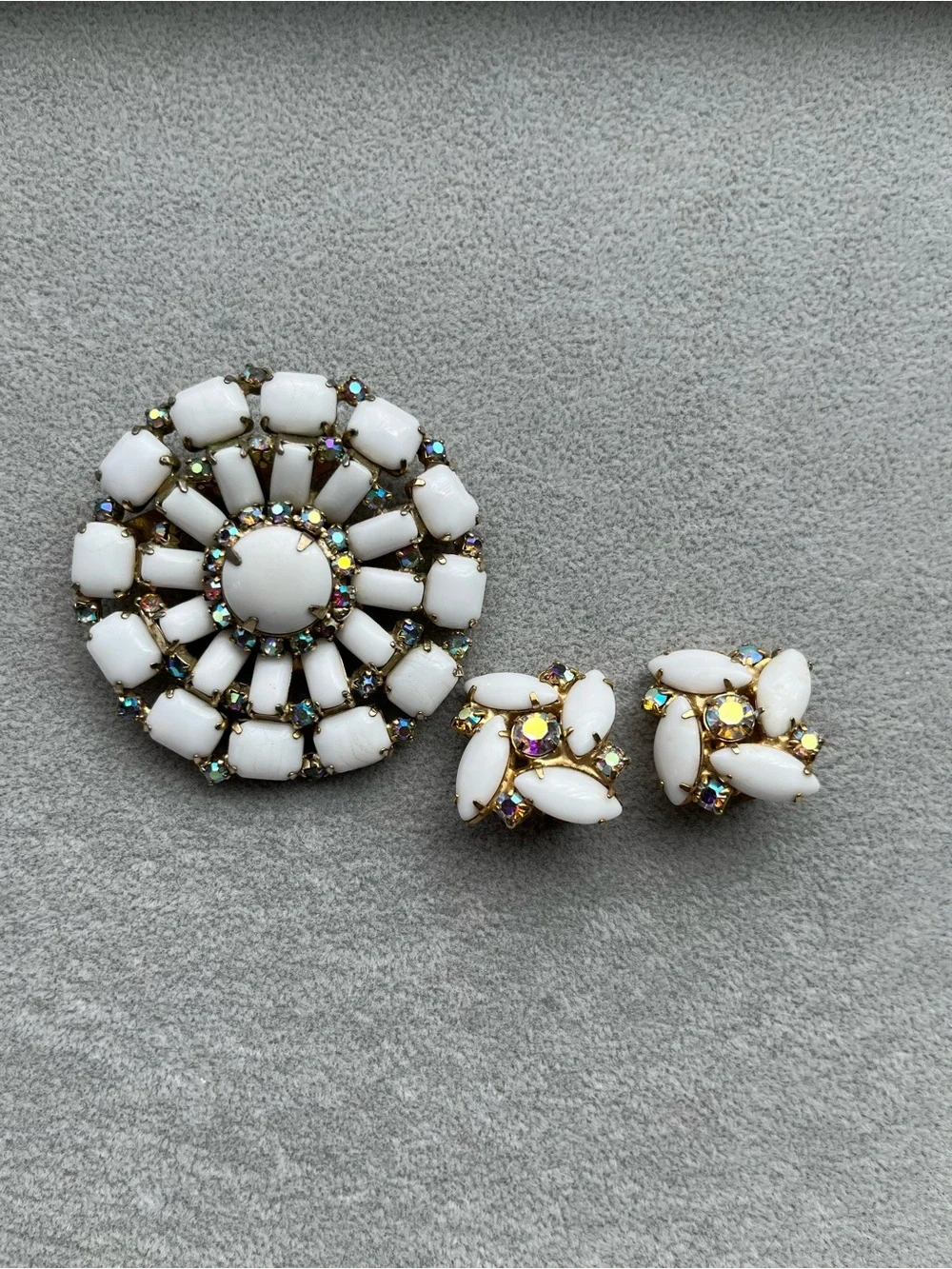 Vintage Milk Glass Rhinestone Brooch Earring Set